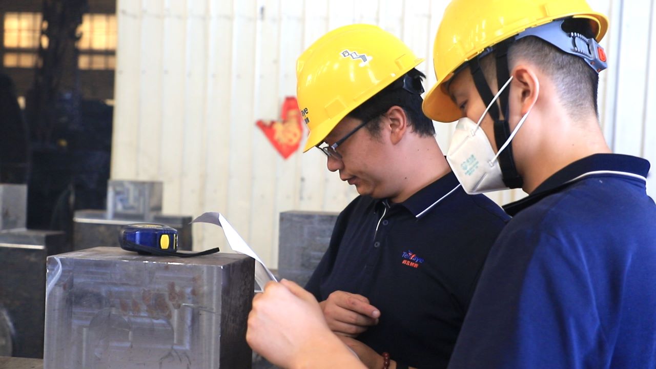 大型鑄鋼廠-騰飛鑄鋼如何做到探傷標(biāo)準(zhǔn)一級(jí)的？