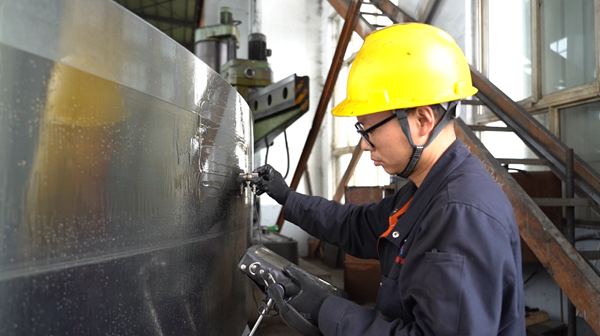 騰飛鑄鋼 | 大型鑄鋼件常見(jiàn)缺陷及其解決方案