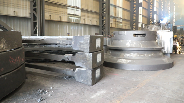 大型鑄鋼件要品質(zhì)、要交付？騰飛鑄鋼這答卷你看行不行？